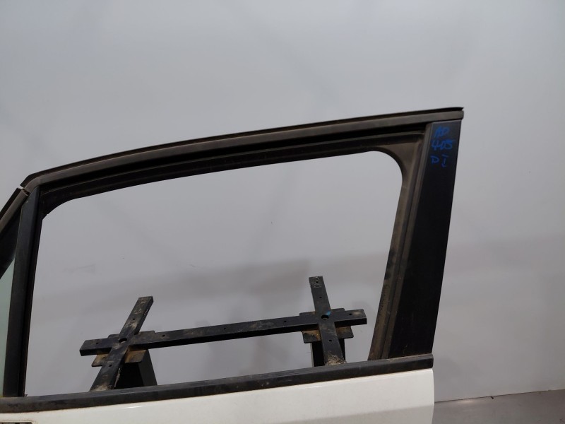 Recambio de puerta delantera izquierda para jeep renegade suv referencia OEM IAM   