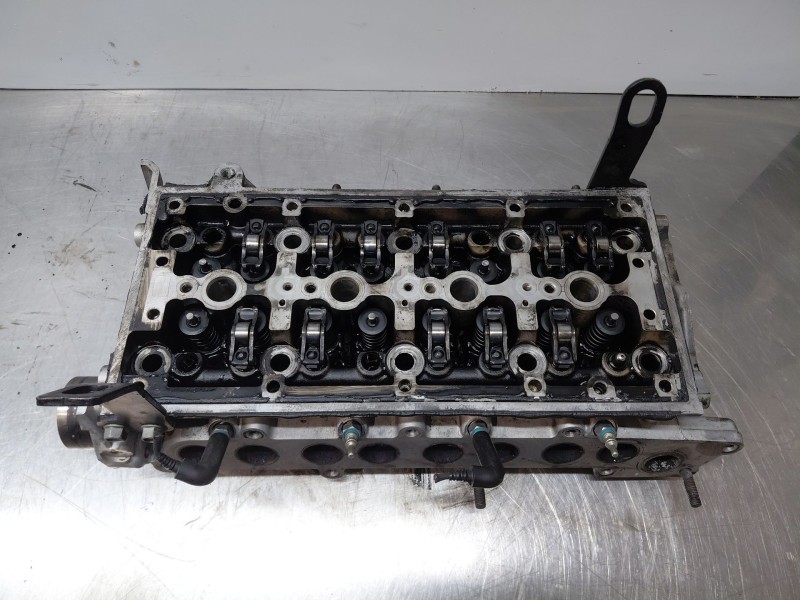 Recambio de culata para kia ceed sportswagon hybrid referencia OEM IAM 22100 2U000  