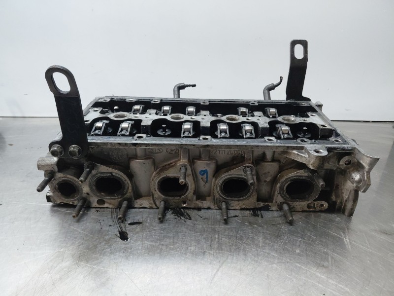 Recambio de culata para kia ceed sportswagon hybrid referencia OEM IAM 22100 2U000  