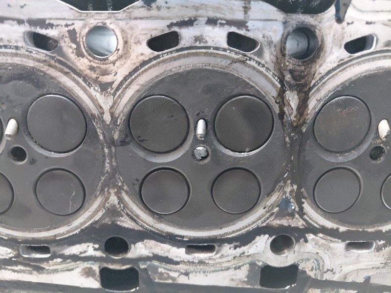 Recambio de culata para kia ceed sportswagon hybrid referencia OEM IAM 22100 2U000  