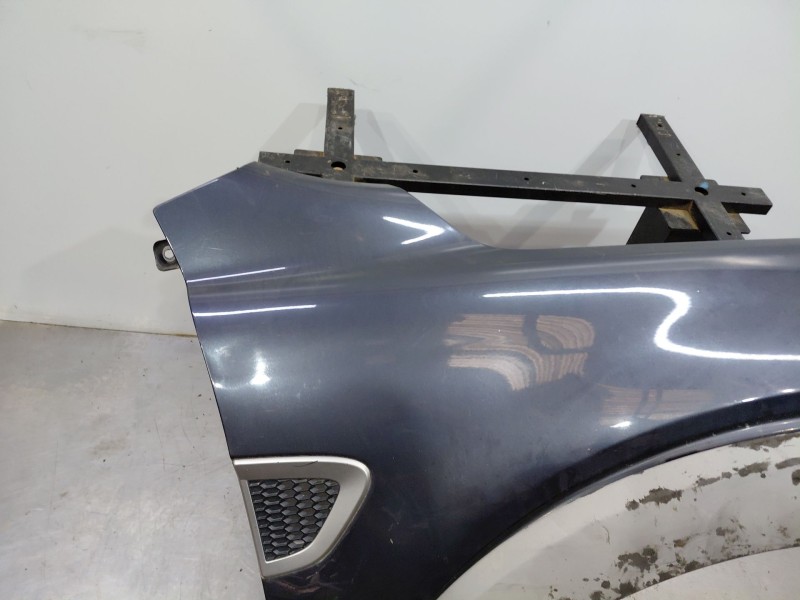 Recambio de aleta delantera derecha para chevrolet captiva 4wd referencia OEM IAM   