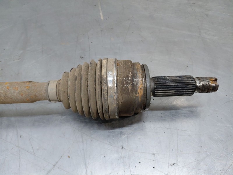 Recambio de transmision delantera derecha para kia ceed drive referencia OEM IAM 49501G4000  