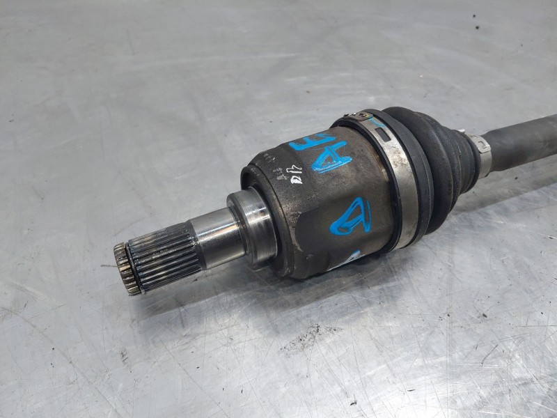 Recambio de transmision delantera derecha para kia ceed sportswagon hybrid referencia OEM IAM 49501G4400  