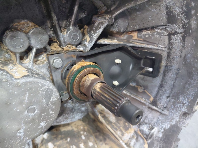 Recambio de caja cambios para citroën c4 cactus shine referencia OEM IAM   