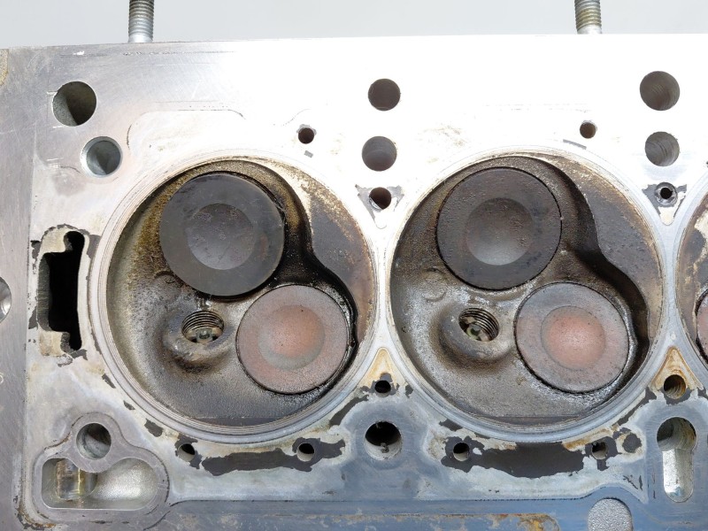 Recambio de culata para dacia dokker acces referencia OEM IAM 8201612230  