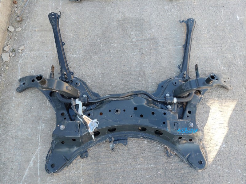 Recambio de puente delantero para toyota corolla touring sports (e21) hybrid referencia OEM IAM   