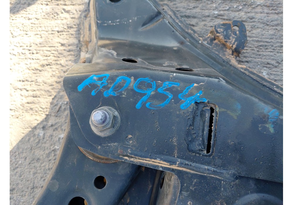 Recambio de puente delantero para toyota corolla touring sports (e21) hybrid referencia OEM IAM   