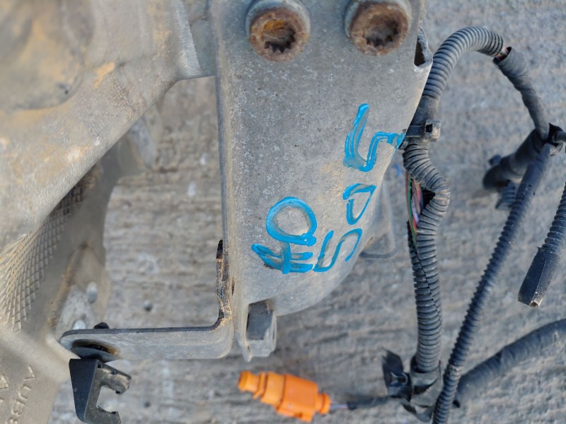 Recambio de puente delantero para audi a5 sportback (8ta) 2.0 tdi referencia OEM IAM   