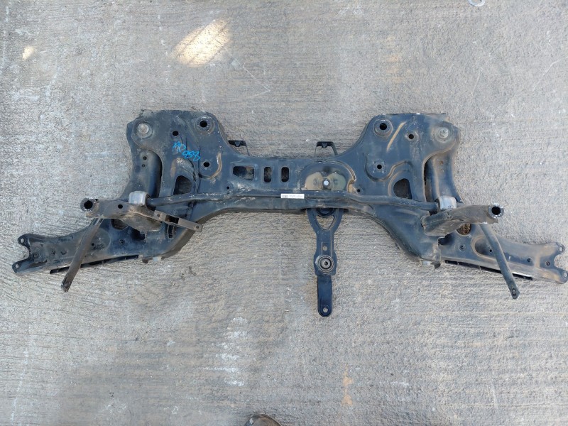 Recambio de puente delantero para volkswagen polo life referencia OEM IAM   