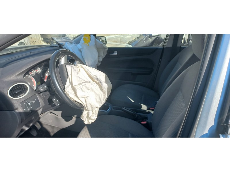 ford focus berlina (cap) del año 2005