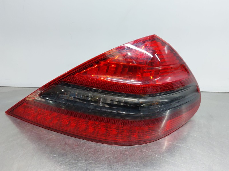 Recambio de piloto trasero derecho para mercedes-benz clase sl (w230) roadster sl 500 referencia OEM IAM   