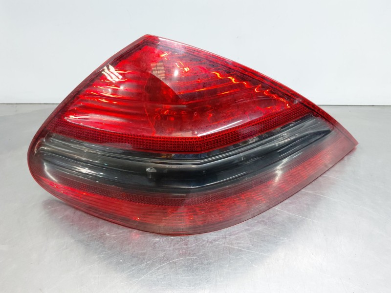 Recambio de piloto trasero izquierdo para mercedes-benz clase sl (w230) roadster sl 500 referencia OEM IAM   