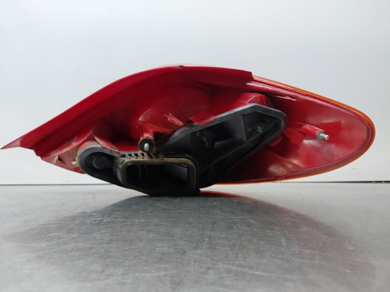 Recambio de piloto trasero izquierdo para peugeot 207 urban referencia OEM IAM   