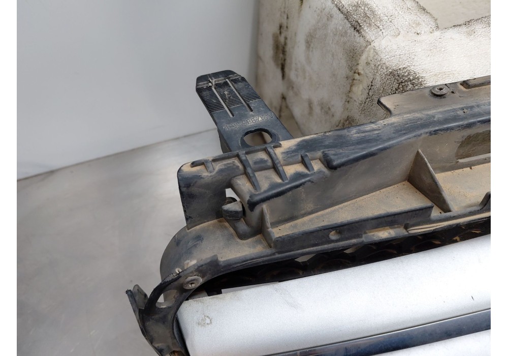 Recambio de rejilla delantera para mercedes-benz clase e (w212) lim. 220 cdi blueefficiency (212.002) referencia OEM IAM   