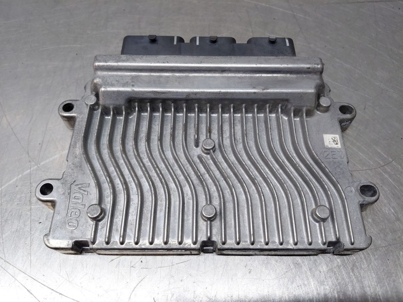 Recambio de centralita motor uce para peugeot 207 urban referencia OEM IAM   