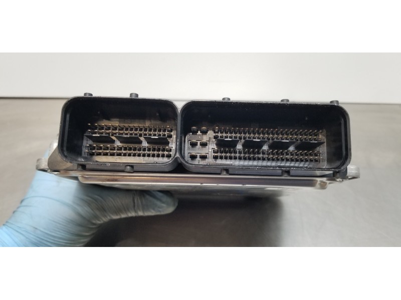 Recambio de centralita motor uce para volkswagen caddy furgón/kombi kombi referencia OEM IAM 04L907309K 0281030170 