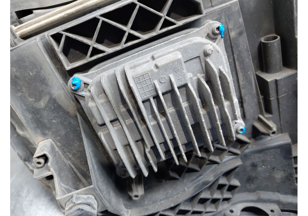 Recambio de faro izquierdo para mercedes-benz clase e (w212) lim. 220 cdi blueefficiency (212.002) referencia OEM IAM   