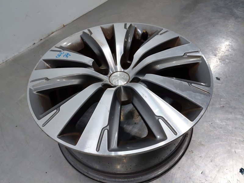 Recambio de llanta para peugeot 3008 style referencia OEM IAM   