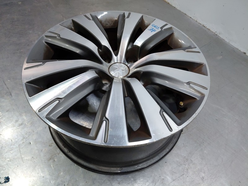 Recambio de llanta para peugeot 3008 style referencia OEM IAM   