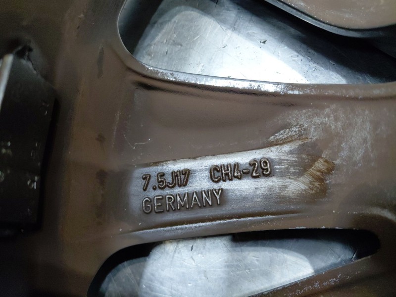 Recambio de llanta para peugeot 3008 style referencia OEM IAM   