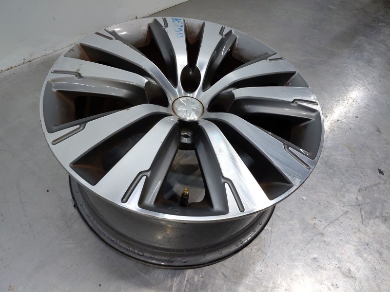 Recambio de llanta para peugeot 3008 style referencia OEM IAM   