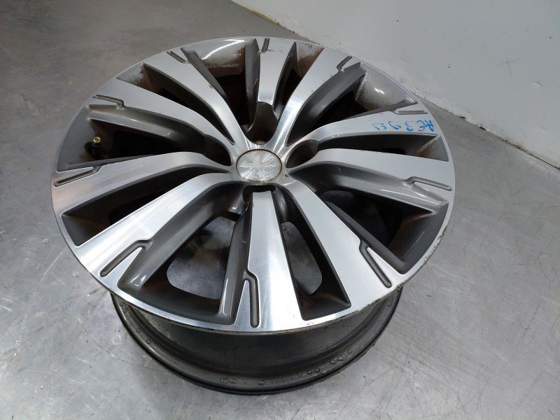 Recambio de llanta para peugeot 3008 style referencia OEM IAM   