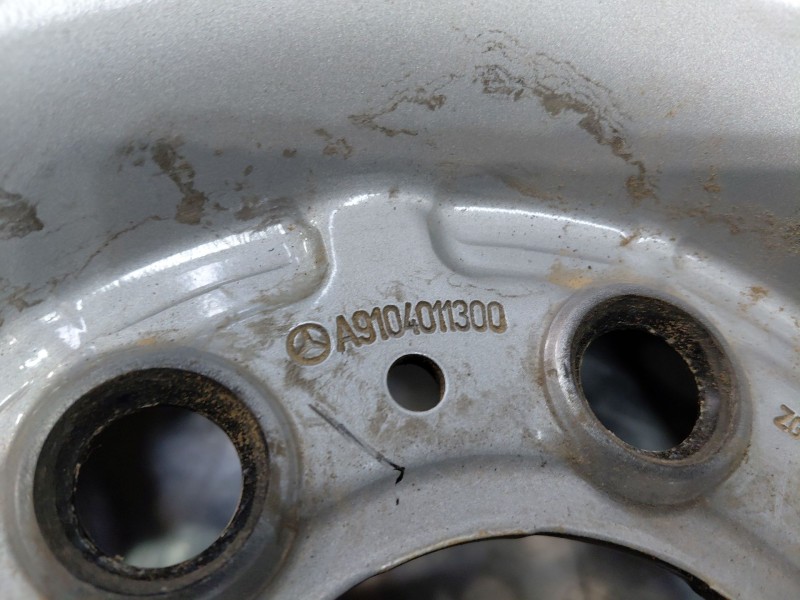 Recambio de llanta para mercedes-benz sprinter iii furgón fwd kl3a4 referencia OEM IAM A9104011300  