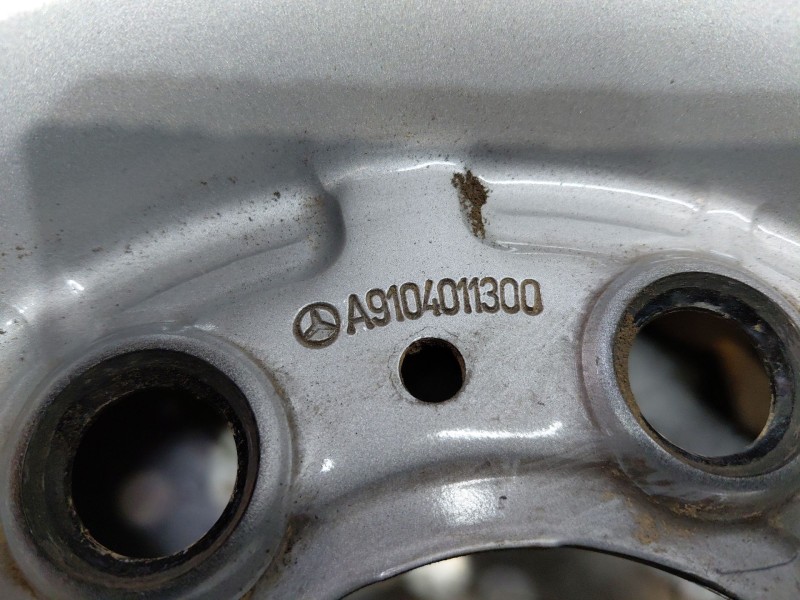 Recambio de llanta para mercedes-benz sprinter iii furgón fwd kl3a4 referencia OEM IAM A9104011300  