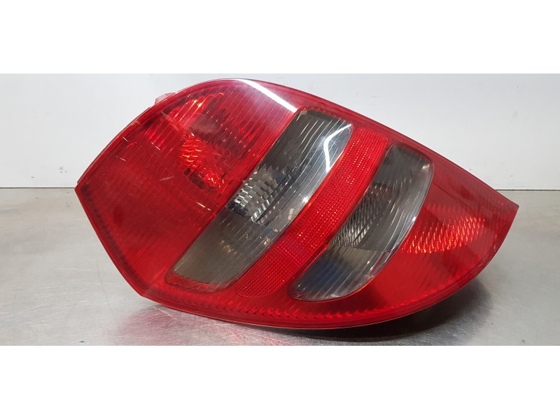 Recambio de piloto trasero izquierdo para mercedes clase a (w169) a 170 (169.032) referencia OEM IAM A1698200964   Recambio de piloto trasero izquierdo para mercedes clase a (w169) a 170 (169.032) referencia OEM IAM A1698200964