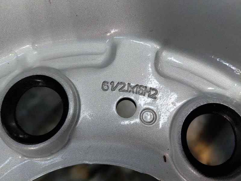 Recambio de llanta para mercedes-benz sprinter iii furgón fwd kl3a4 referencia OEM IAM A9104011300  