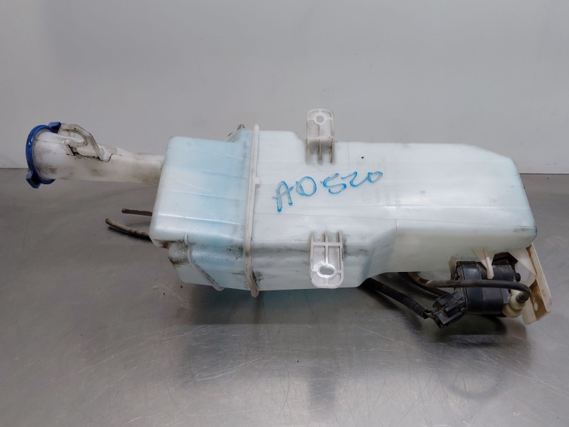 Recambio de deposito limpia para kia ceed sportswagon hybrid referencia OEM IAM   