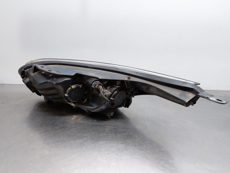 Recambio de faro derecho para kia ceed sportswagon hybrid referencia OEM IAM   