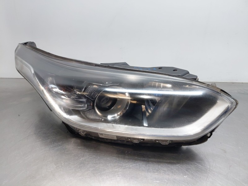 Recambio de faro derecho para kia ceed tourer (cd) 1.6 crdi 115 referencia OEM IAM 92102J7050  