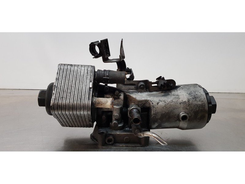 Recambio de soporte filtro aceite para audi a3 (8p) 2.0 tdi attraction referencia OEM IAM 045115389  