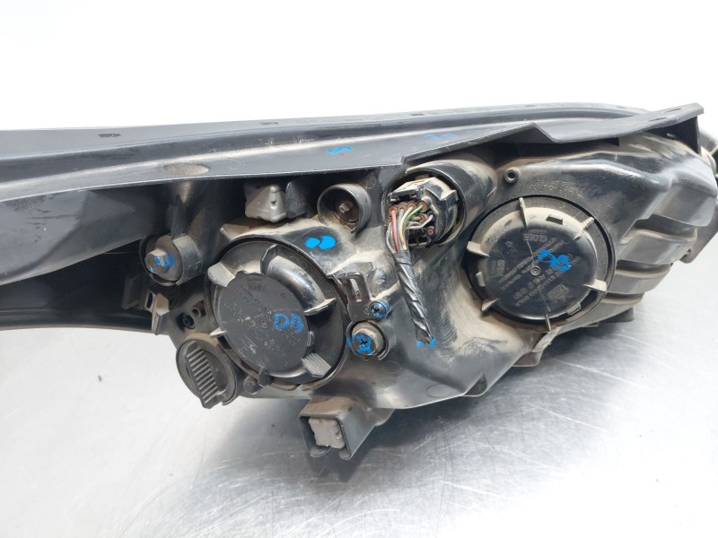 Recambio de faro izquierdo para kia ceed tourer (cd) 1.6 crdi 115 referencia OEM IAM 92101J7050  