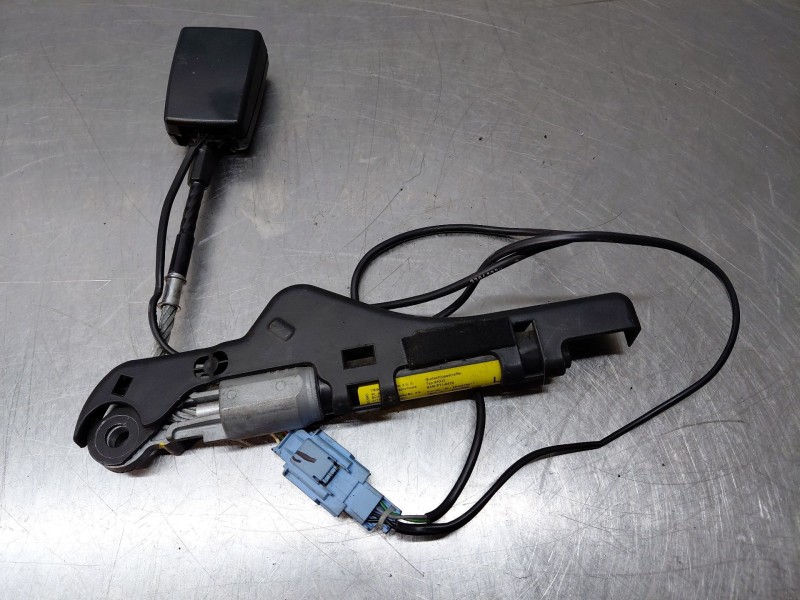 Recambio de enganche del cinturon delantero izq para citroën c2 (jm_) 1.4 hdi referencia OEM IAM   