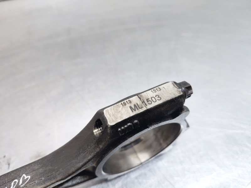 Recambio de biela para kia ceed sportswagon hybrid referencia OEM IAM 235102U000  