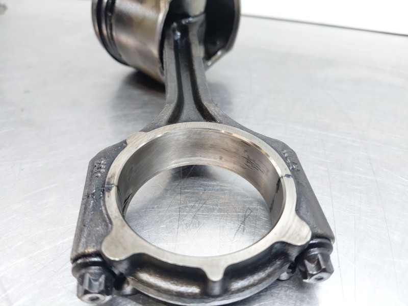 Recambio de biela para kia ceed sportswagon hybrid referencia OEM IAM 235102U000  