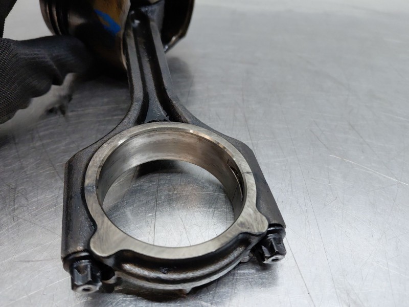 Recambio de biela para kia ceed sportswagon hybrid referencia OEM IAM 235102U000  