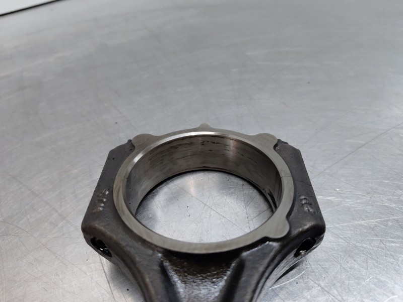 Recambio de biela para kia ceed sportswagon hybrid referencia OEM IAM 235102U000  