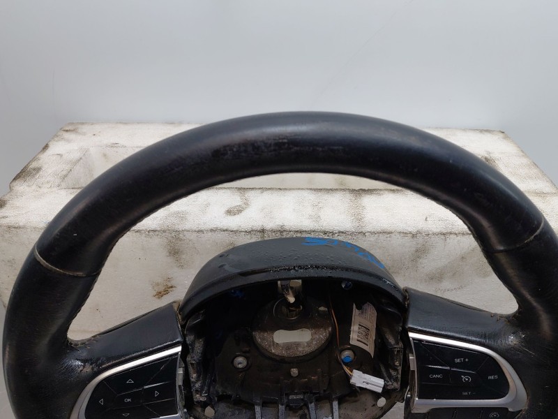 Recambio de volante para jeep renegade suv referencia OEM IAM   