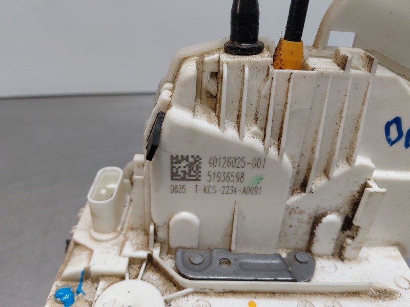 Recambio de cerradura puerta delantera derecha para jeep renegade suv referencia OEM IAM   