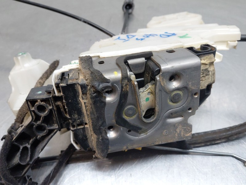 Recambio de cerradura puerta delantera izquierda para jeep renegade suv referencia OEM IAM   