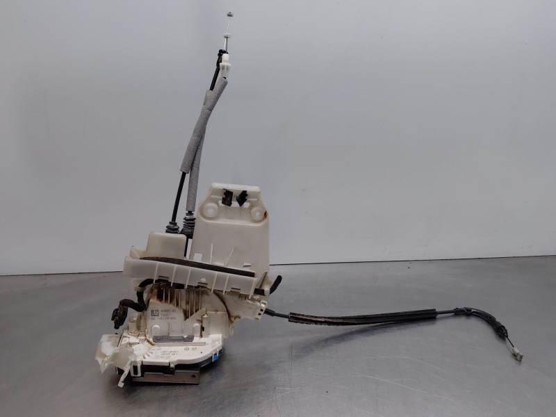 Recambio de cerradura puerta trasera derecha para jeep renegade suv referencia OEM IAM   