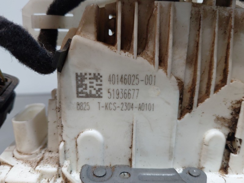 Recambio de cerradura puerta trasera derecha para jeep renegade suv referencia OEM IAM   