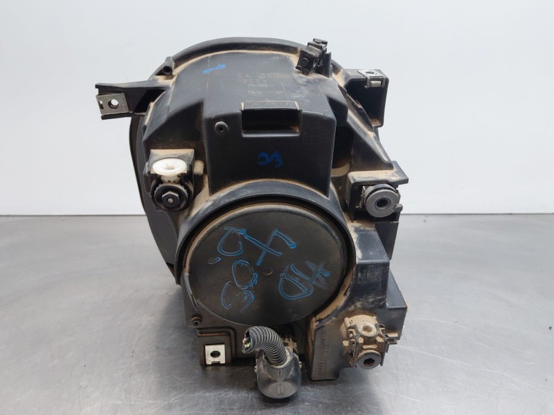 Recambio de faro derecho para jeep renegade suv referencia OEM IAM   