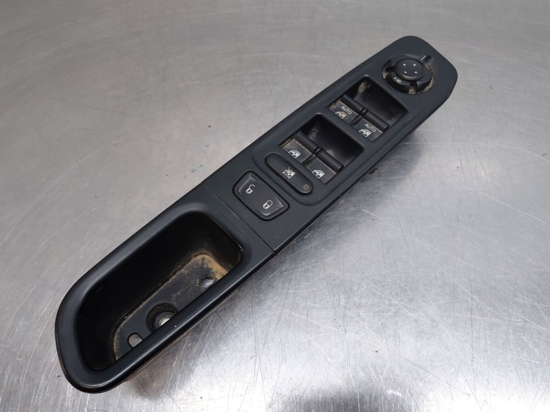 Recambio de mando elevalunas delantero izquierdo para jeep renegade suv referencia OEM IAM   