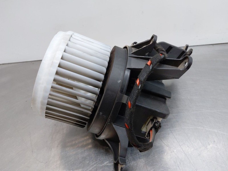 Recambio de motor calefaccion para jeep renegade suv referencia OEM IAM   