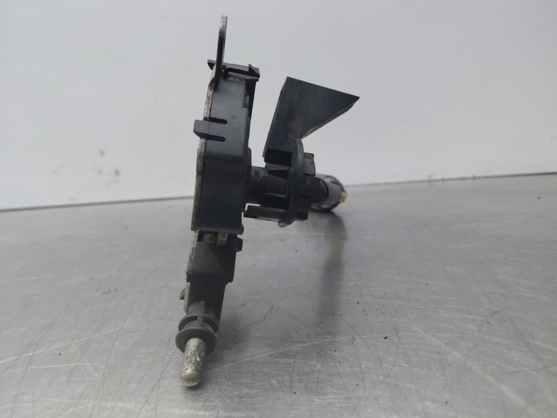 Recambio de cerradura capot para ford focus ii (da_, hcp, dp) 1.6 tdci referencia OEM IAM   