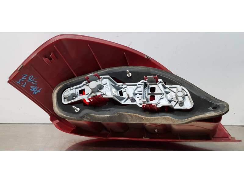 Recambio de piloto trasero izquierdo para mercedes clase a (w169) a 170 (169.032) referencia OEM IAM A1698200964   Recambio de piloto trasero izquierdo para mercedes clase a (w169) a 170 (169.032) referencia OEM IAM A1698200964